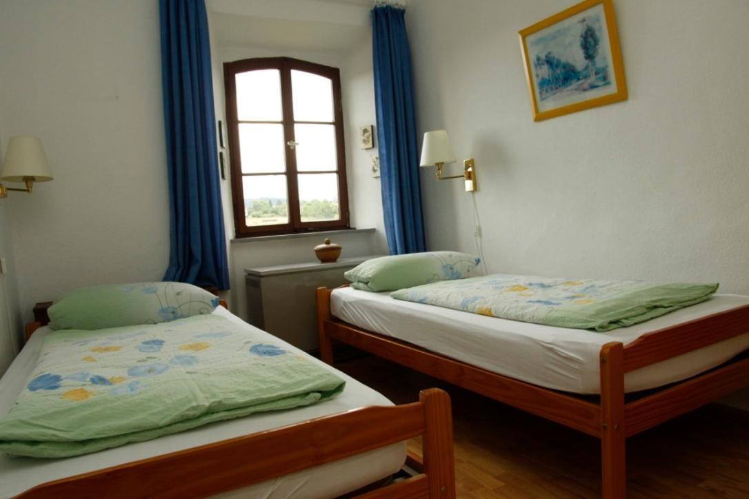 Kapelle - Urlaub Auf Dem Weingut Apartment Maring-Noviand ภายนอก รูปภาพ