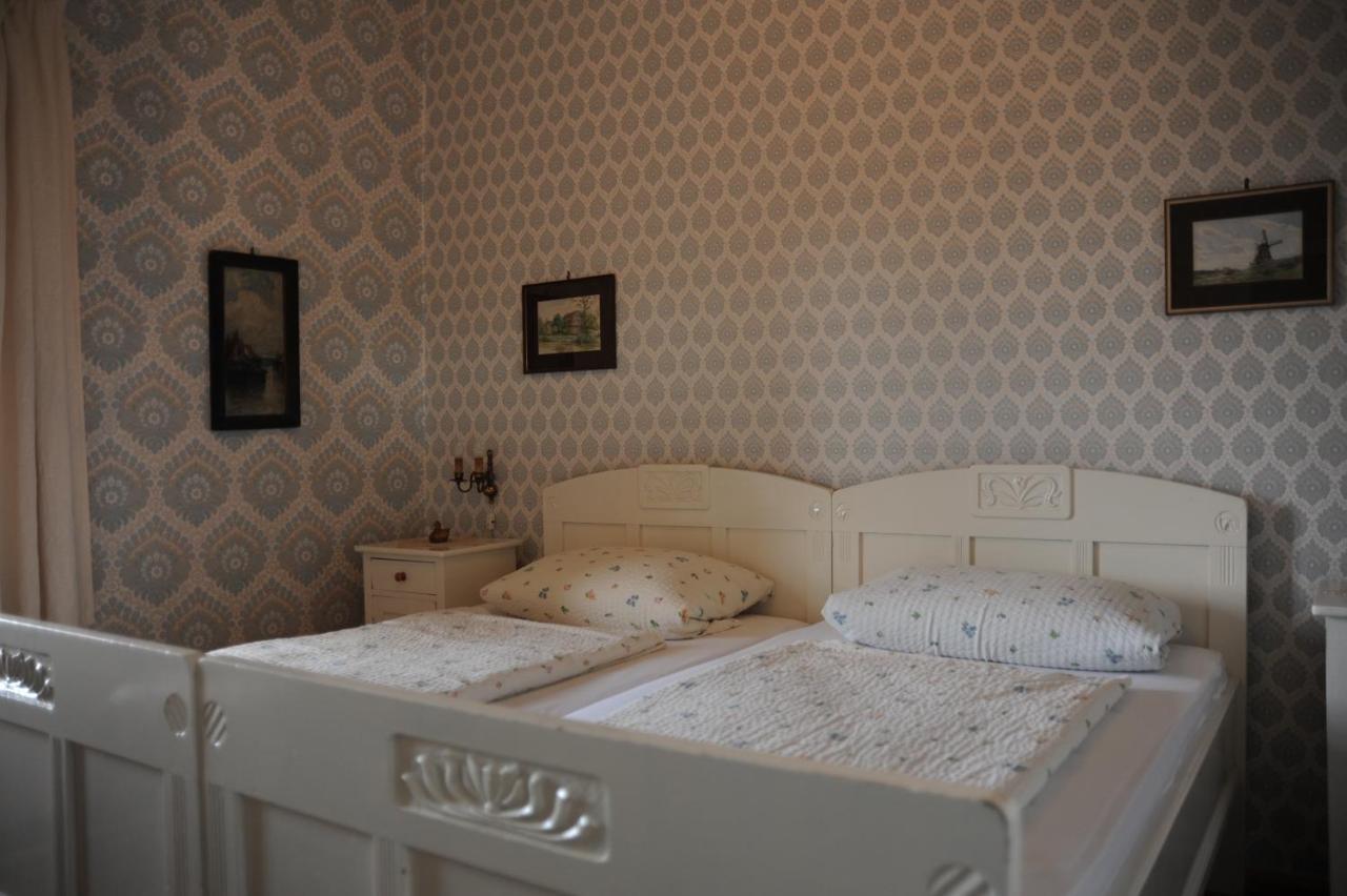 Kapelle - Urlaub Auf Dem Weingut Apartment Maring-Noviand ภายนอก รูปภาพ