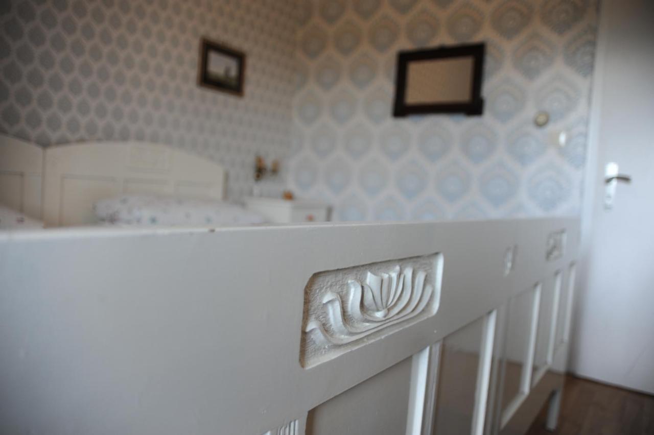 Kapelle - Urlaub Auf Dem Weingut Apartment Maring-Noviand ภายนอก รูปภาพ