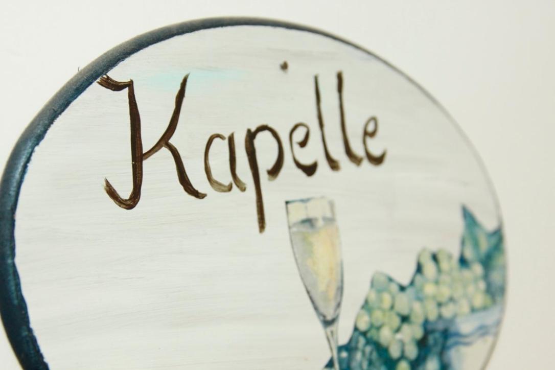 Kapelle - Urlaub Auf Dem Weingut Apartment Maring-Noviand ภายนอก รูปภาพ